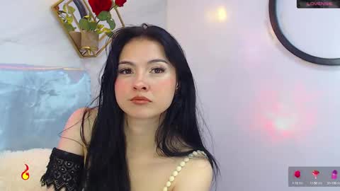 Snapshot of naamah_b chatting on February 8, 1:54 pm naamah_b online show from February 8, 1:54 pm