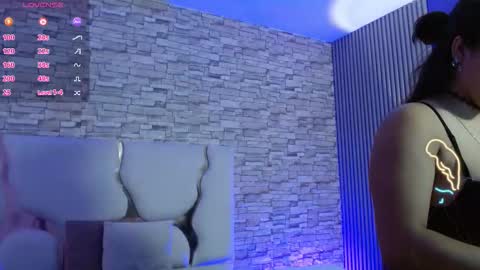 Snapshot of naanaky_tay chatting on September 29, 12:21 pm TARA online show from September 29, 12:21 pm