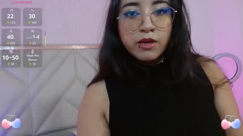 Snapshot of naanaky_tay chatting on September 13, 12:13 pm TARA online show from September 13, 12:13 pm