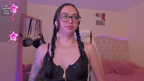 Snapshot of naath_ chatting on January 30, 6:54 pm anny online show from January 30, 6:54 pm