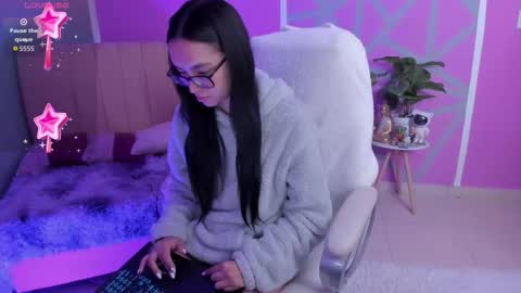 Snapshot of naath_ chatting on September 17, 11:36 pm anny online show from September 17, 11:36 pm