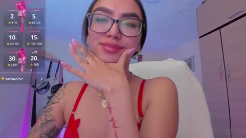 Snapshot of naath_ chatting on December 11, 9:34 pm anny online show from December 11, 9:34 pm