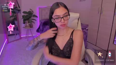 Snapshot of naath_ chatting on January 3, 2:21 am anny online show from January 3, 2:21 am