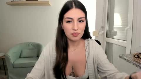 Snapshot of nadiaa06 chatting on December 8, 7:22 pm Nadiaaa006 online show from December 8, 7:22 pm