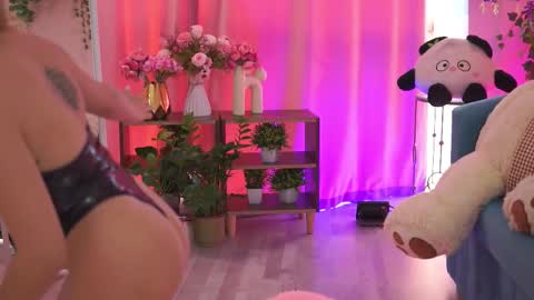 Nadia online show from February 1, 10:47 am