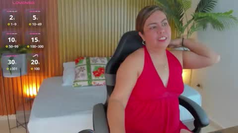 N A H I A online show from December 16, 12:22 pm