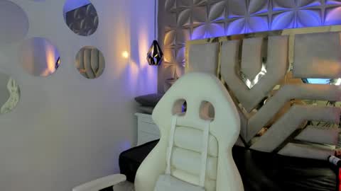  Valeria  online show from December 19, 2:34 am