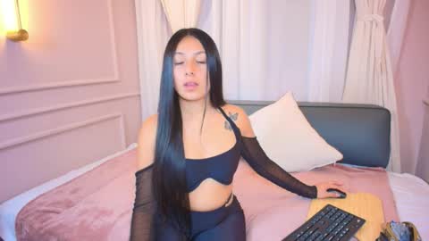 Nahomi online show from October 20, 8:12 pm