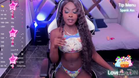 Nahomi  online show from February 6, 8:56 pm