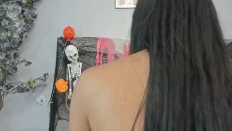 nahomycarterr online show from October 22, 9:09 pm