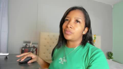 Snapshot of nami_sam chatting on March 8, 12:39 pm nami_sam online show from March 8, 12:39 pm