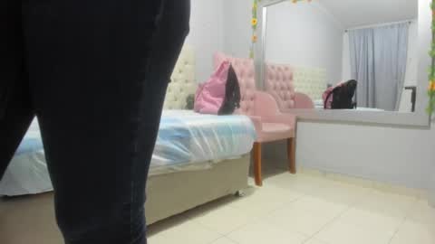 Snapshot of nami_sam chatting on December 19, 1:07 pm nami_sam online show from December 19, 1:07 pm