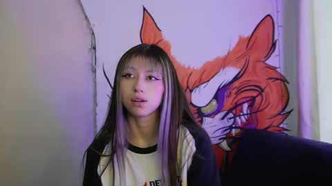 nami_smith online show from January 28, 5:56 pm