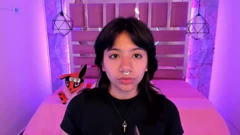 nami_usagi online show from December 20, 11:43 am