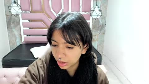 nami_usagi online show from January 17, 11:06 am