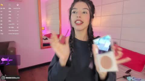 Nana  online show from March 5, 9:43 pm