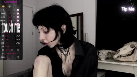 Nana online show from December 29, 6:05 pm