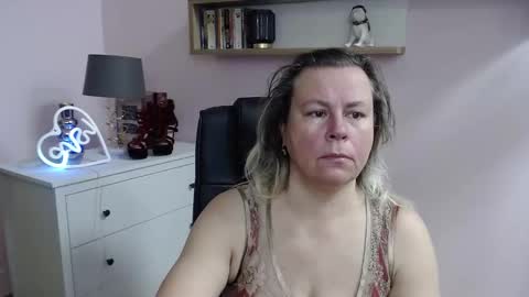 Nancy online show from January 7, 5:54 am