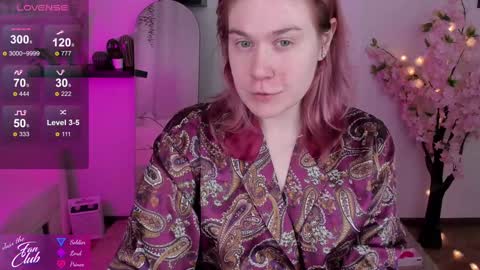 Nancy online show from December 17, 11:06 am