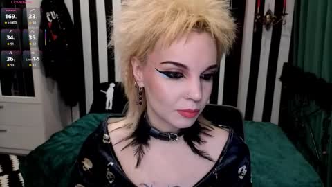 Nancy online show from October 28, 12:05 am