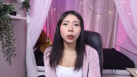 Snapshot of nanii_velvett chatting on October 16, 2:52 pm Nanii online show from October 16, 2:52 pm