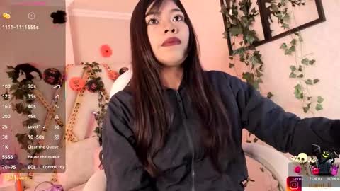 anna online show from October 28, 8:25 pm