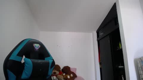 nanna yoshi online show from January 29, 6:39 pm