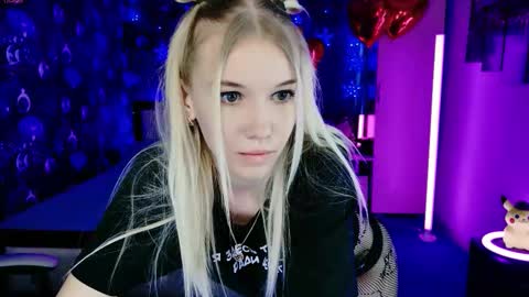 naomihita online show from February 13, 12:29 pm