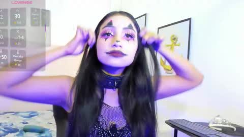 Snapshot of naomiiii__ chatting on October 8, 12:31 pm naomiiii online show from October 8, 12:31 pm