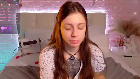 Naomi online show from November 20, 5:19 am