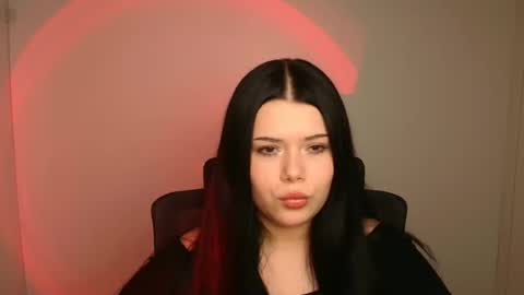 Naomi online show from October 24, 6:48 pm