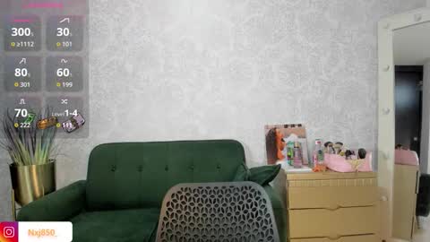 Naomi     online show from October 24, 2:02 pm