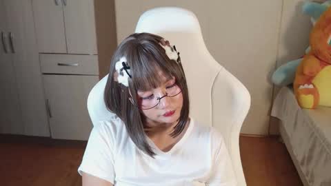 Naree online show from March 27, 1:01 pm