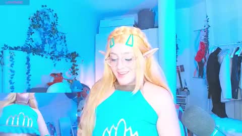 Snapshot of narubolita chatting on March 7, 11:26 pm Narubolita Narupinku online show from March 7, 11:26 pm