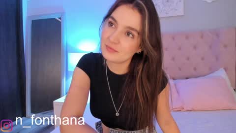 Snapshot of nashlyfontanna chatting on January 14, 2:22 pm Nashly Fontana online show from January 14, 2:22 pm