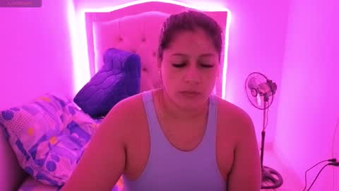 Nasly batista  online show from October 22, 3:22 am