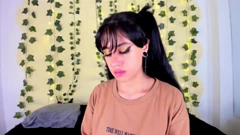 Maira online show from March 11, 7:58 pm