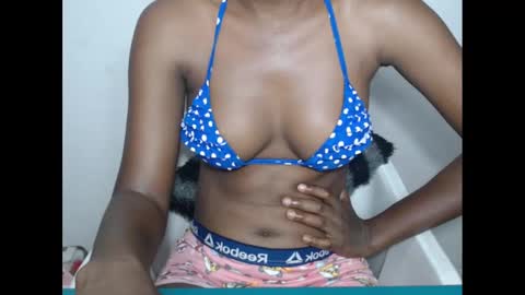 Snapshot of nasty_luna0 chatting on March 12, 4:30 am nasty_luna0 online show from March 12, 4:30 am