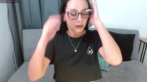 nathalia online show from February 8, 11:29 pm