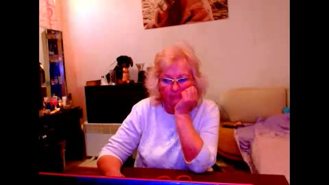 Snapshot of natali7634 chatting on March 5, 6:23 am natali online show from March 5, 6:23 am