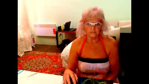 natali online show from October 31, 9:46 am