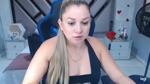 Snapshot of natalia5560 chatting on January 20, 1:00 pm natalia5560 online show from January 20, 1:00 pm