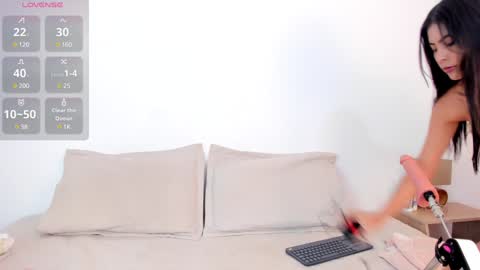 Snapshot of nataliaa___ chatting on January 21, 3:26 am nataliaa___ online show from January 21, 3:26 am