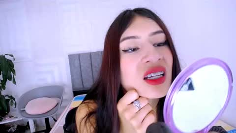 Snapshot of nataly_mcry chatting on December 29, 5:01 pm NATALY online show from December 29, 5:01 pm