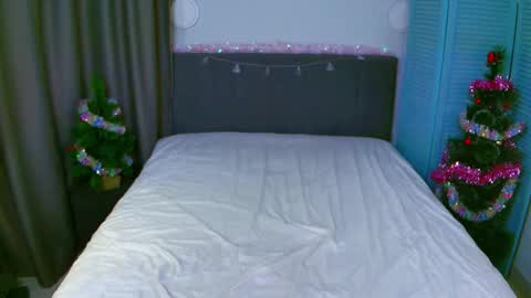 natalya_gold__ online show from December 19, 6:11 pm