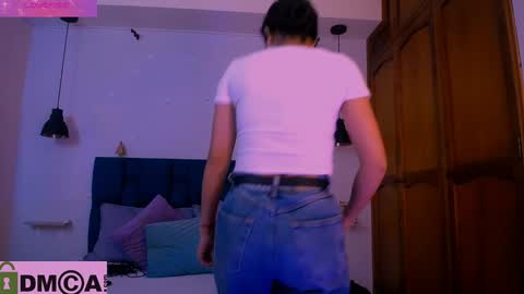 Snapshot of natasha__jackson chatting on January 10, 12:04 pm natasha online show from January 10, 12:04 pm