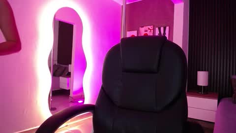 Snapshot of natasha__jackson chatting on October 7, 2:43 pm natasha online show from October 7, 2:43 pm