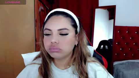 Snapshot of natasha__magics chatting on October 9, 3:10 am natasha__magics online show from October 9, 3:10 am