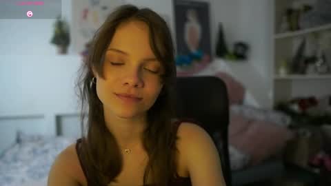 natasha__malkova online show from December 22, 2:20 pm