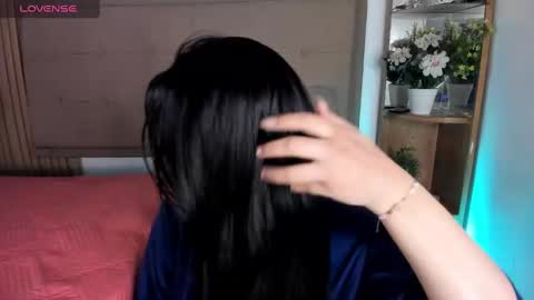 Natasha Sccott online show from January 27, 2:57 pm